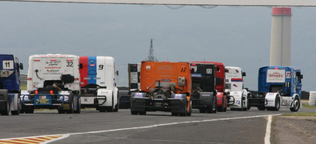 Ellen Lohr Truck Race Blog: EM 2012 Most  der Sonntag : Fieber, defekter Motor - Frust perfekt