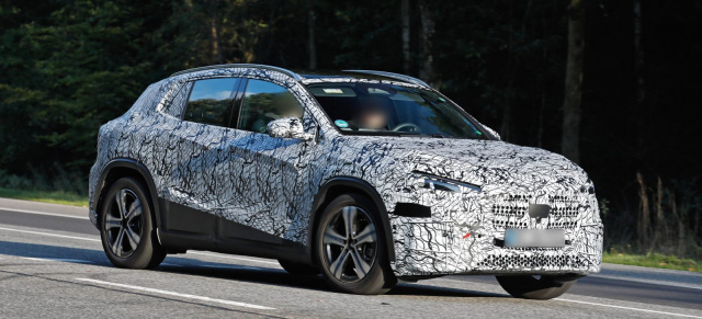 Mercedes-Erlkönig erwischt: Aktuelle Bilder vom neuen GLA 2026