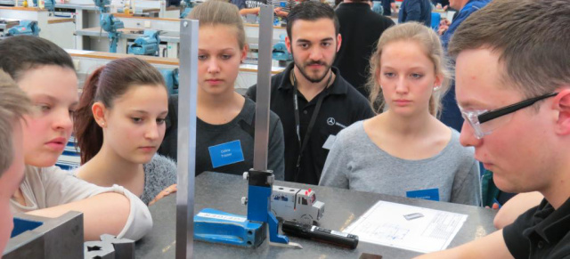 15. Oktober: Mercedes-Benz Werk Untertürkheim: Tag der offenen Tür im Ausbildungszentrum